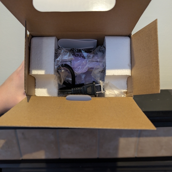 Babycakes Mini Purple Cake Pop Maker - Picture 6 of 6